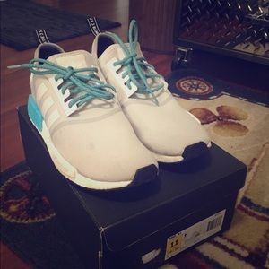 Adidas NMD R1 Cayan Blue